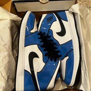 Jordan Air 1 Mid SE Sneakers